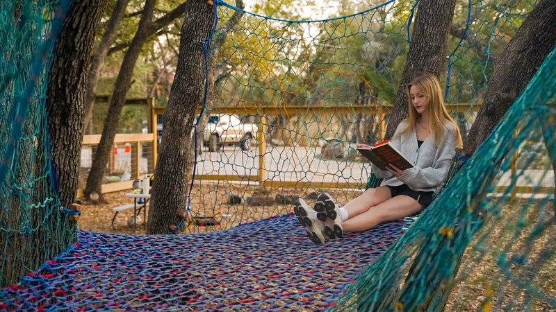 Mariposa Montessori Nets